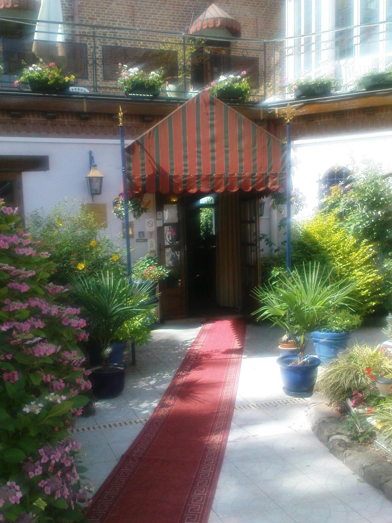 Chateau La Tour Du Roy Vervins Εξωτερικό φωτογραφία