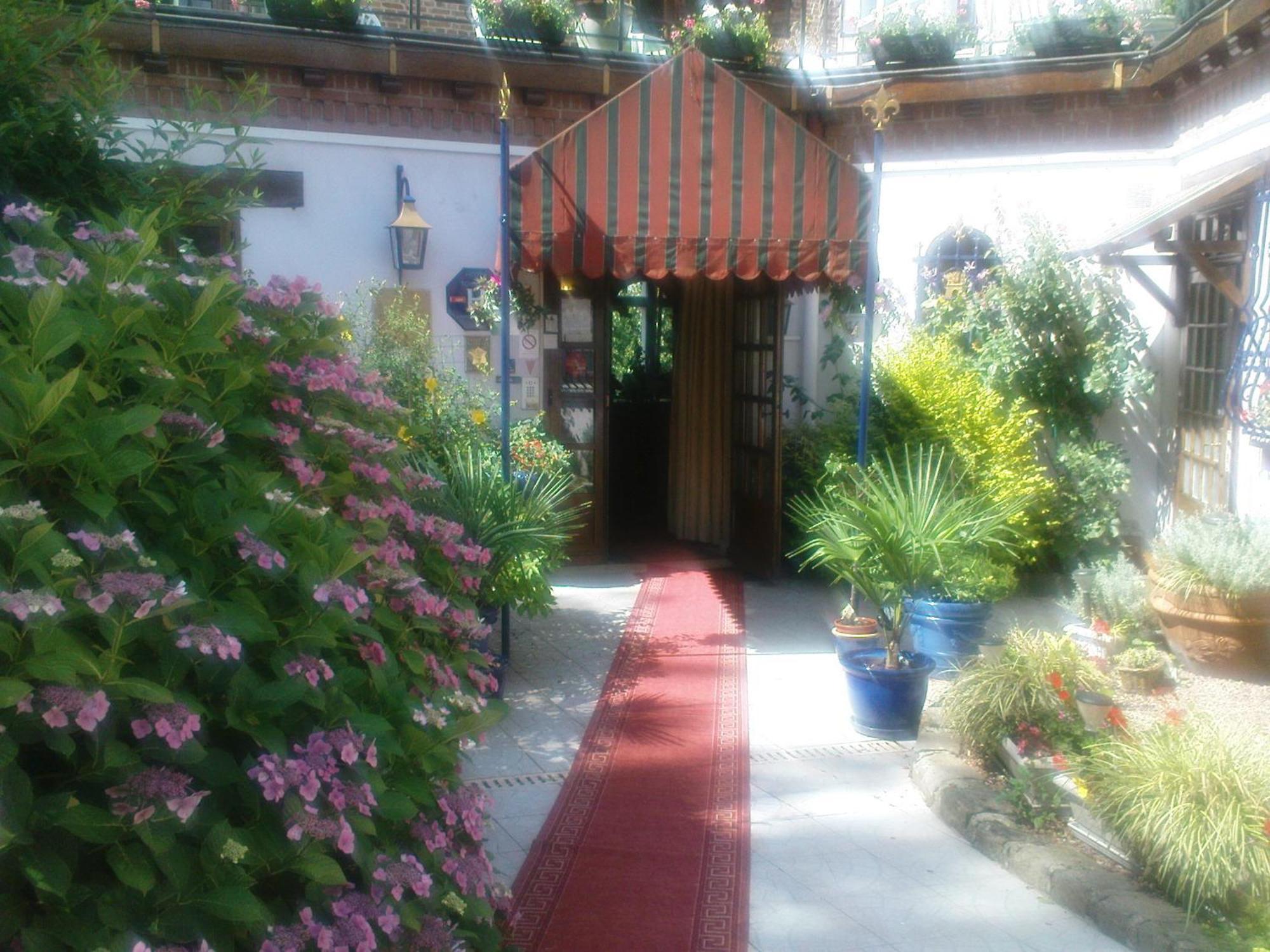 Chateau La Tour Du Roy Vervins Εξωτερικό φωτογραφία